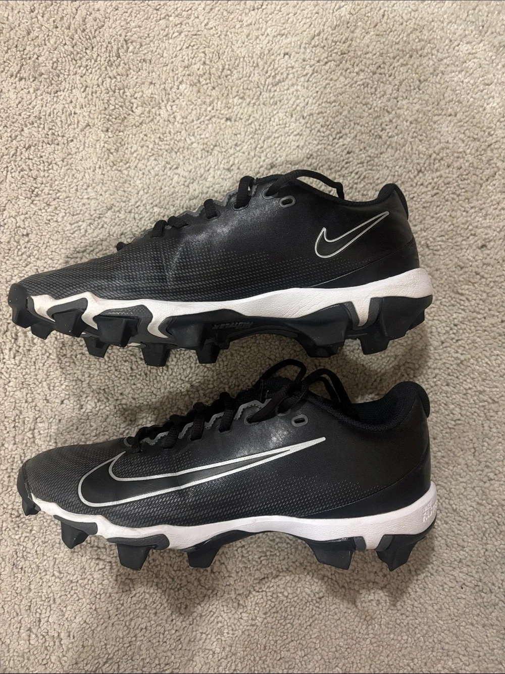 Nike Boy’s Black Cleats